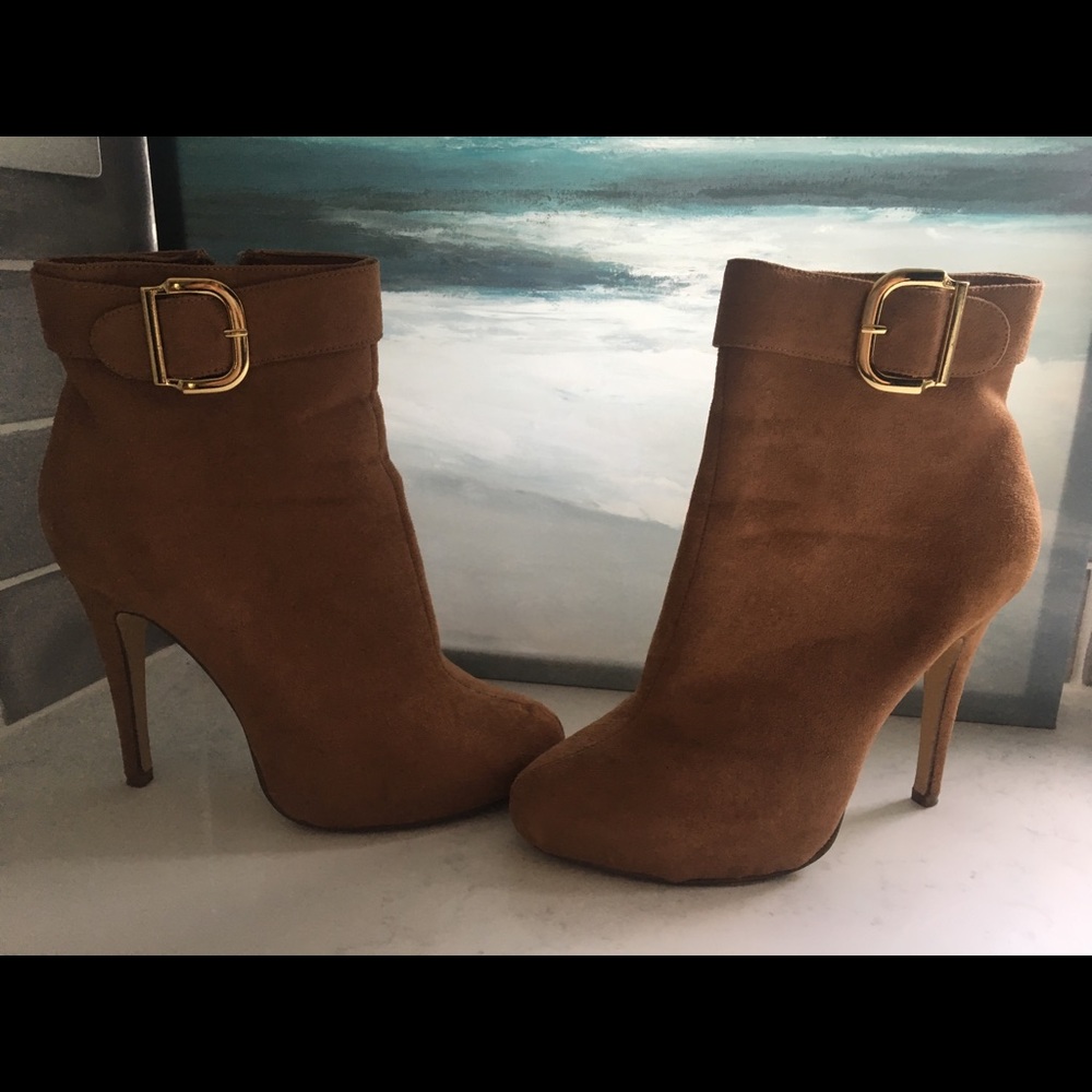 Michael Antonio 8.5 High Heel Zipper Suede Shoes